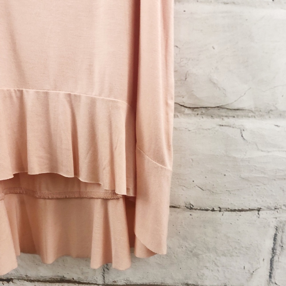 Peach High Low Top - Picture 2 of 4
